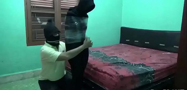  [Uncensored] A Beautiful Malay Girl Wrapped Into A Mummy and Given Breath Control